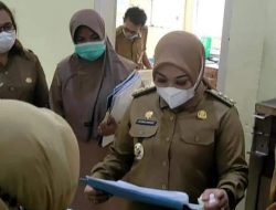 Bupati Mamuju Sidak OPD di Hari Pertama Kerja ASN