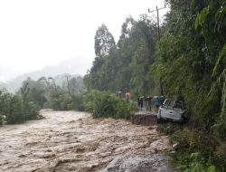 BPBD Upayakan Perbaikan Jalan Pasca Banjir Mamasa