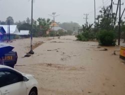 Ratusan Orang Dilaporkan Terjebak Banjir di Kalukku