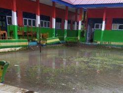 Sekolah yang Terdampak Banjir di Majene Diliburkan