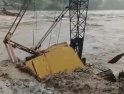 Majene Dikepung Banjir
