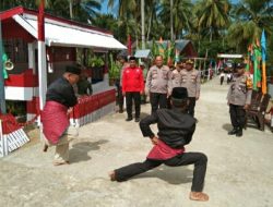 Pemdes Buttu Baruga Sambut Rombongan Polda Sulbar Dengan Pamacca